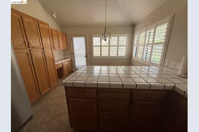 7693 Galloway Dr, San Jose, CA 95135 - Photo 6