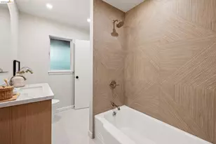 156 Hazel Ln, Piedmont, CA 94611 - Photo 34