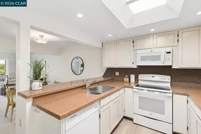 2409 Golden Rain Road #1, Walnut Creek, CA 94595 - Photo 12