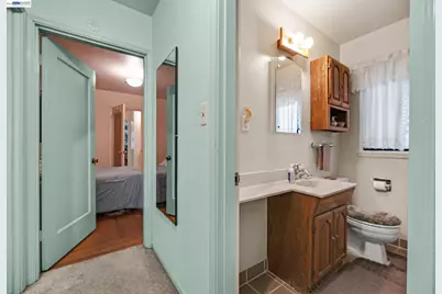 21617 Westfield Ave, Hayward, CA 94541 - Photo 20