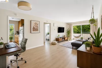 469 Van Buren Ave, Oakland, CA 94610 - Photo 8