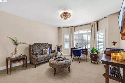 34515 Bentley Ct, Fremont, CA 94555 - Photo 6
