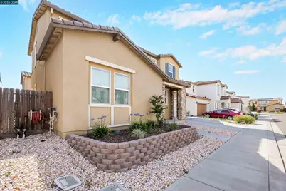 531 Lavender Dr, Vacaville, CA 95687 - Photo 8