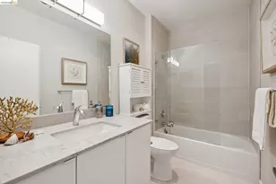 189 Schooner Ct, Richmond, CA 94804 - Photo 18