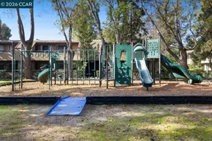 295 Tradewinds, San Jose, CA 95123 - Photo 20