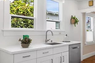 530 63rd St, Oakland, CA 94609 - Photo 24