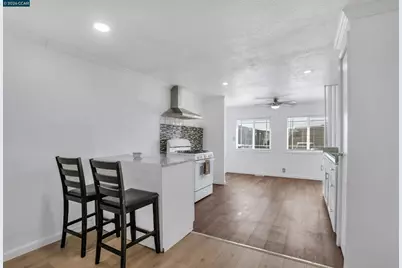 237 Orangevale, Pittsburg, CA 94565 - Photo 4