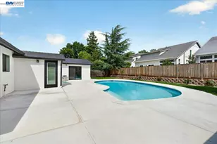 1850 Gilardy Dr, Concord, CA 94518 - Photo 50