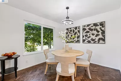 710 Lagunaria Ln, Alameda, CA 94502 - Photo 14