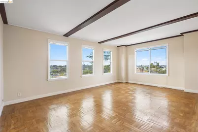 1001 Warfield Ave, Oakland, CA 94610 - Photo 10