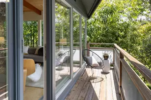 1963 Arrowhead Dr, Oakland, CA 94611 - Photo 16