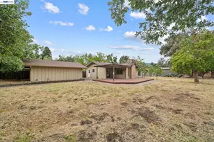744 Mockingbird Ln, Pleasanton, CA 94566 - Photo 38