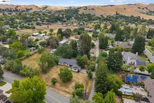 744 Mockingbird Ln, Pleasanton, CA 94566 - Photo 44