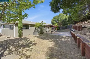 2979 Higuera Ave, Pinole, CA 94564 - Photo 44