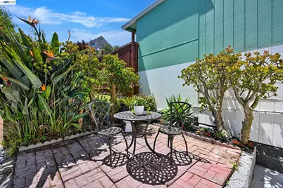 1047 Hanover, Daly City, CA 94014 - Photo 14