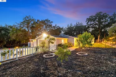 1021 Scots Ln, Walnut Creek, CA 94596 - Photo 10