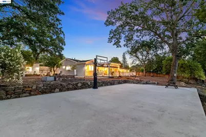 1021 Scots Ln, Walnut Creek, CA 94596 - Photo 62