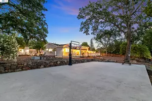 1021 Scots Ln, Walnut Creek, CA 94596 - Photo 62