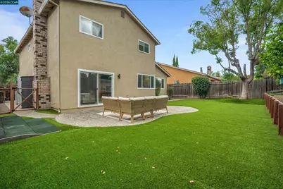 1965 Spring Lake Dr, Martinez, CA 94553 - Photo 32