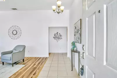 2076 Heartland Cir, Brentwood, CA 94513 - Photo 4