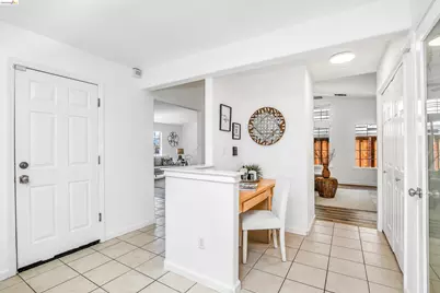 2076 Heartland Cir, Brentwood, CA 94513 - Photo 8