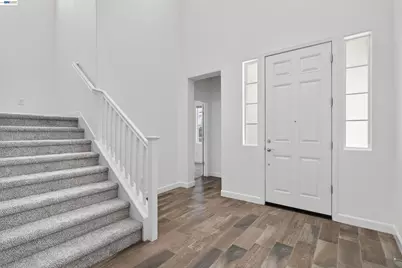 2609 Aurora Astorga Dr, Tracy, CA 95376 - Photo 4