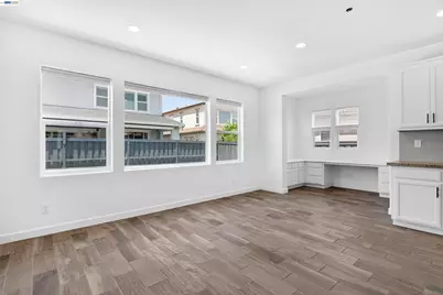 2609 Aurora Astorga Dr, Tracy, CA 95376 - Photo 20