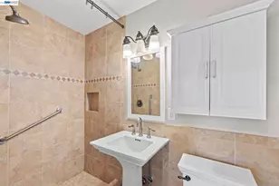 2481 Whitethorne, San Jose, CA 95128 - Photo 22