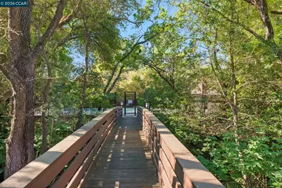 1 Chorley Walk, Pleasant Hill, CA 94523 - Photo 30