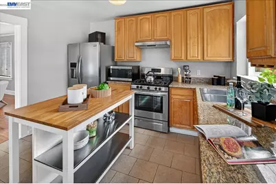 1175 Camelia St, Berkeley, CA 94702 - Photo 24