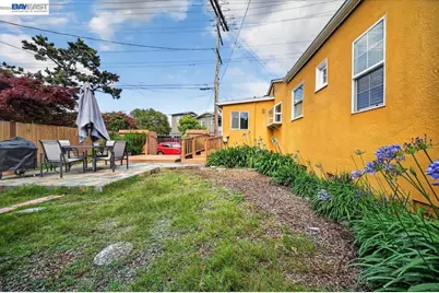 1175 Camelia St, Berkeley, CA 94702 - Photo 52
