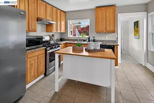 1175 Camelia St, Berkeley, CA 94702 - Photo 22