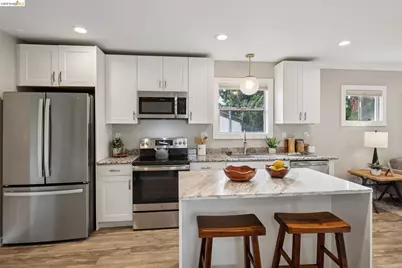 4006 Laurel Ave, Oakland, CA 94602 - Photo 8