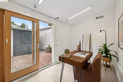 4006 Laurel Ave, Oakland, CA 94602 - Photo 32