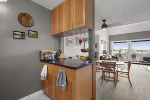 1 Embarcadero, Oakland, CA 94607 - Photo 12