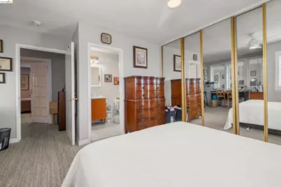 1 Embarcadero #353, Oakland, CA 94607 - Photo 20