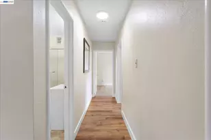 28122 10th St, Hayward, CA 94544 - Photo 22