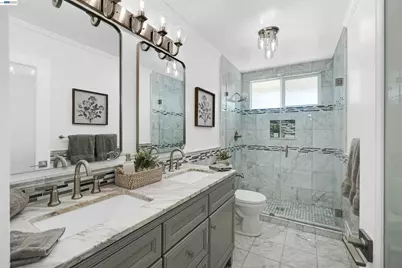 27734 Fallen Leaf Ct, Hayward, CA 94542 - Photo 18