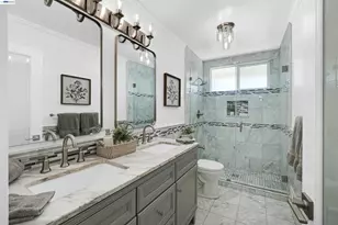27734 Fallen Leaf Ct, Hayward, CA 94542 - Photo 18