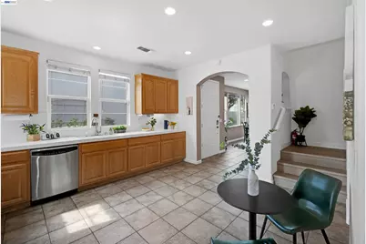 1574 Welford Cir, Hayward, CA 94544 - Photo 22
