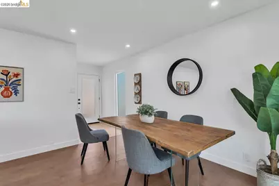 3830 Malcolm Ave, Oakland, CA 94605 - Photo 22