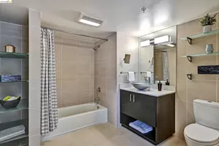 311 Oak St, Oakland, CA 94607 - Photo 30