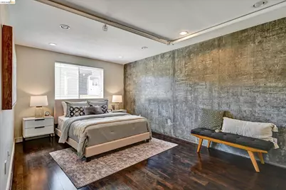 311 Oak St #Pent 9, Oakland, CA 94607 - Photo 20