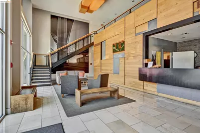 311 Oak St #Pent 9, Oakland, CA 94607 - Photo 2