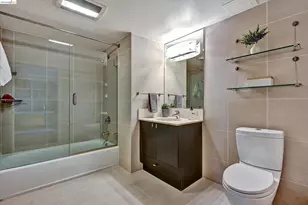 311 Oak St, Oakland, CA 94607 - Photo 22