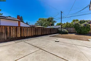 1750 Woodcrest Dr, Concord, CA 94521 - Photo 64