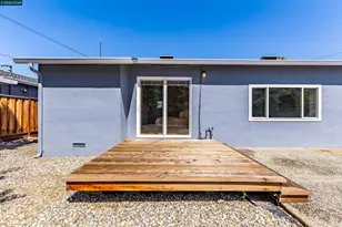 1750 Woodcrest Dr, Concord, CA 94521 - Photo 56
