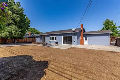 1750 Woodcrest Dr, Concord, CA 94521 - Photo 70