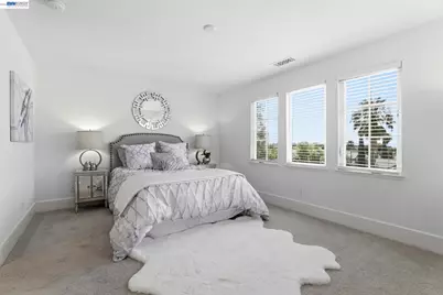 43124 Calle Sagrada, Fremont, CA 94539 - Photo 14