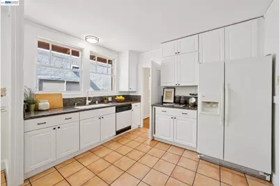3244 Fernside Blvd, Alameda, CA 94501 - Photo 18